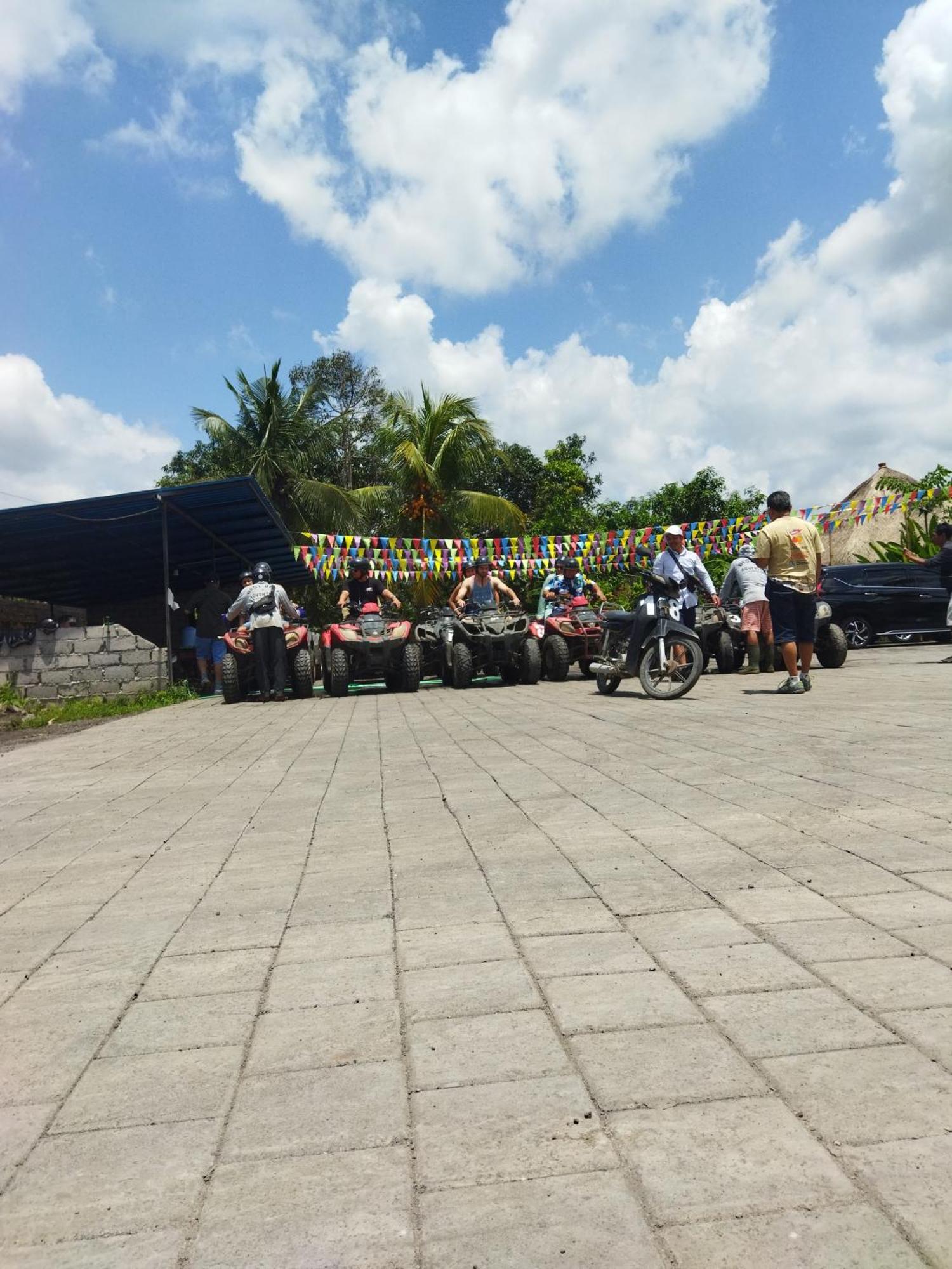 Wahwik'S House Hotel Ubud Exterior foto