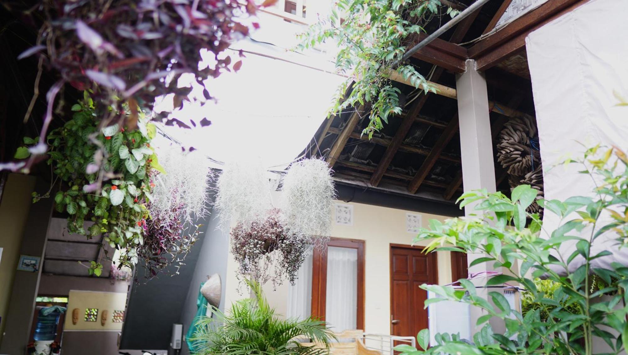 Wahwik'S House Hotel Ubud Exterior foto